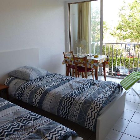 Studio Cosy Avec Tv Et Cuisine Equipee, Bord De Mer Le Lavandou - Fr-1-308-34 Zewnętrze zdjęcie