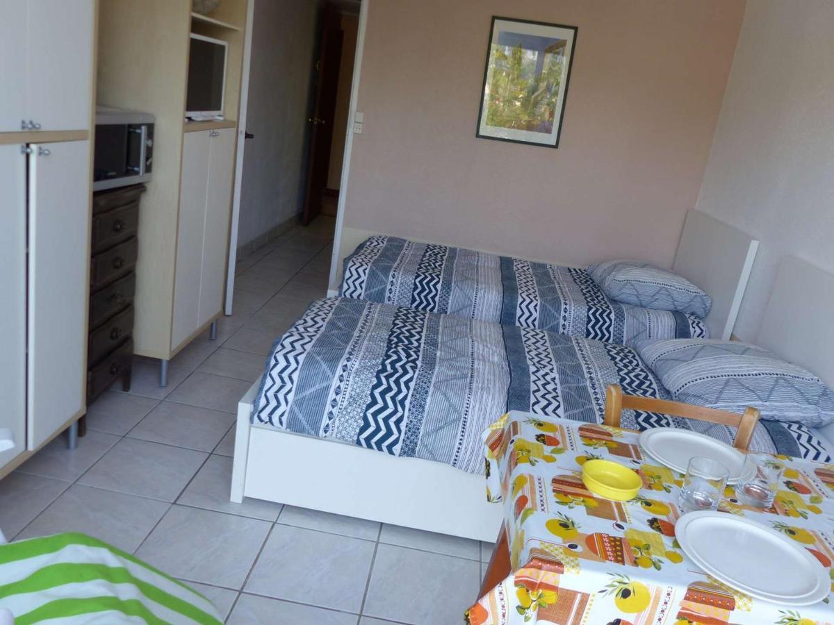 Studio Cosy Avec Tv Et Cuisine Equipee, Bord De Mer Le Lavandou - Fr-1-308-34 Zewnętrze zdjęcie